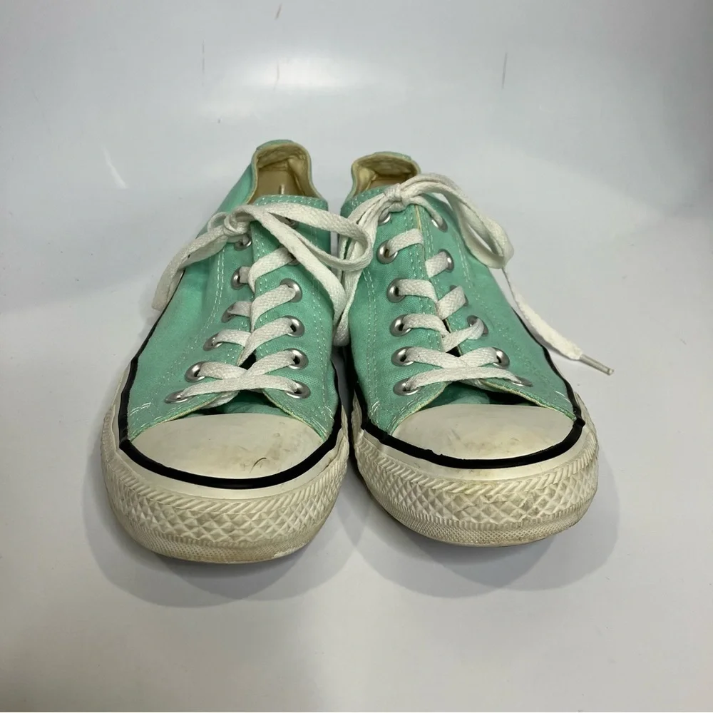 Converse teal sneakers size 6‎